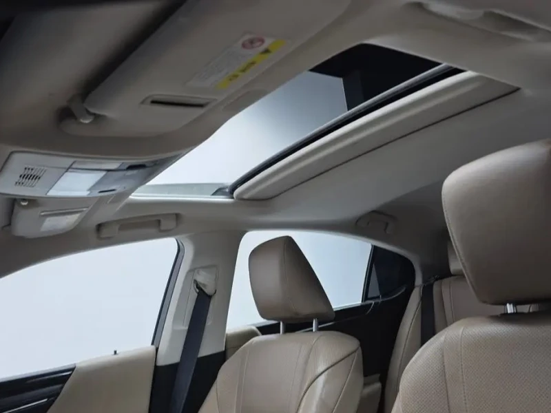 2018 Lexus ES с пробегом 117 235 км