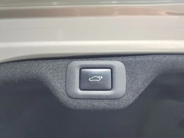 2019 Lexus ES с пробегом 37 966 км