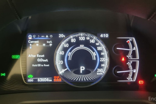 2021 Lexus ES с пробегом 63 604 км