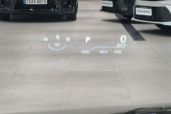 2021 Lexus ES с пробегом 63 604 км