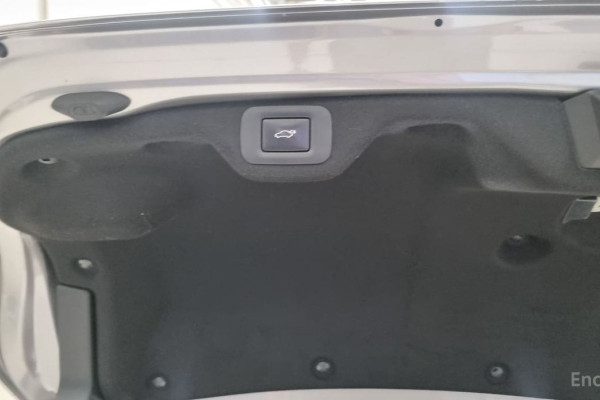 2021 Lexus ES с пробегом 63 604 км