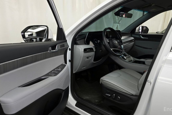 2023 Hyundai Palisade с пробегом 16 049 км