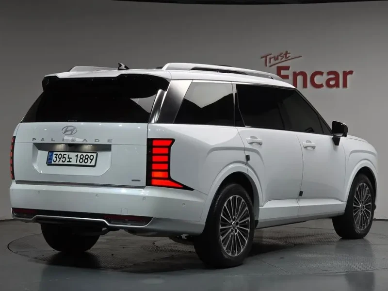 2025 Hyundai Palisade с пробегом 15 741 км