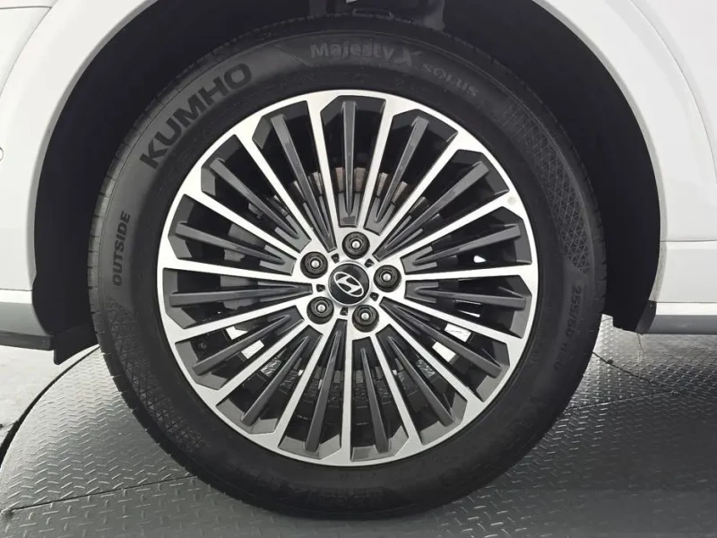 2025 Hyundai Palisade с пробегом 15 741 км