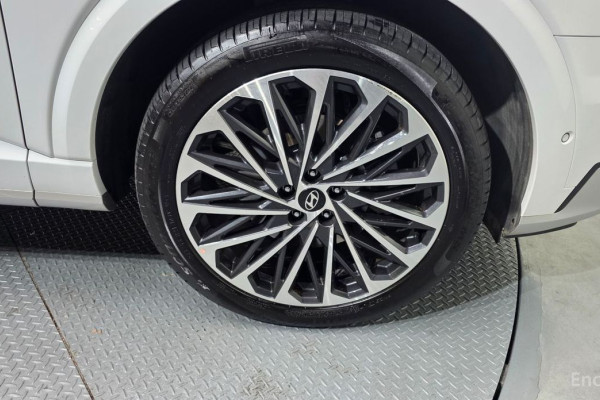 2025 Hyundai Palisade с пробегом 5 493 км