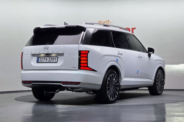 2025 Hyundai Palisade с пробегом 5 493 км