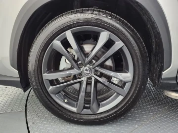 2023 Lexus NX с пробегом 65 978 км