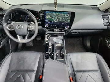 2023 Lexus NX с пробегом 65 978 км
