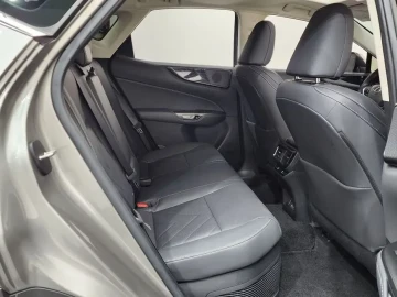2023 Lexus NX с пробегом 65 978 км