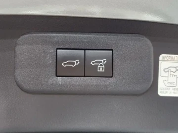 2023 Lexus NX с пробегом 65 978 км