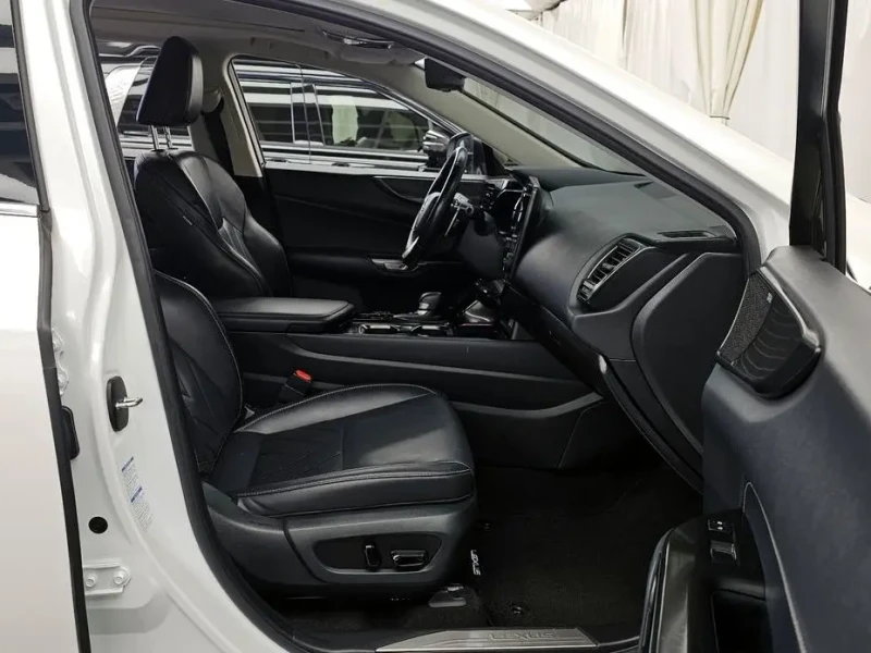 2023 Lexus NX с пробегом 94 769 км