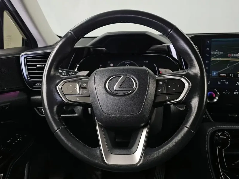 2023 Lexus NX с пробегом 94 769 км