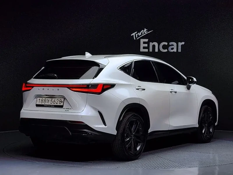 2022 Lexus NX с пробегом 23 448 км
