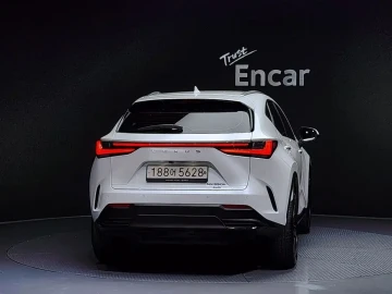 2022 Lexus NX с пробегом 23 448 км