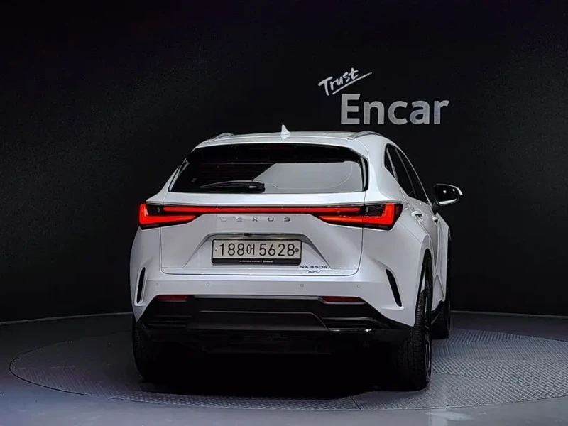 2022 Lexus NX с пробегом 23 448 км
