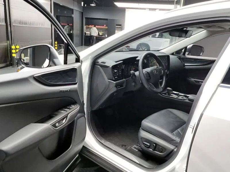2022 Lexus NX с пробегом 23 448 км