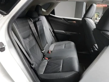 2022 Lexus NX с пробегом 23 448 км