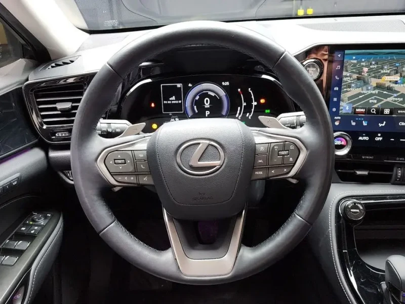 2022 Lexus NX с пробегом 23 448 км