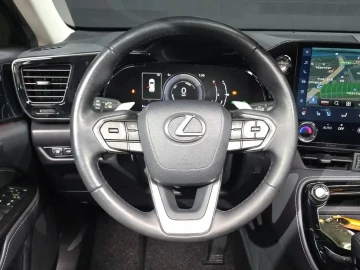 2022 Lexus NX с пробегом 81 396 км