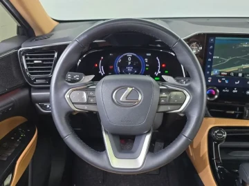 2023 Lexus NX с пробегом 20 202 км