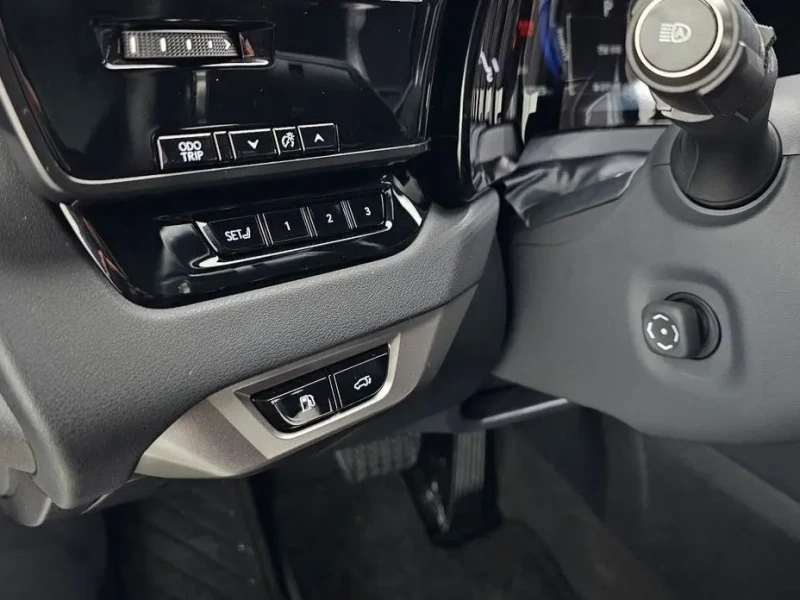 2023 Lexus RX с пробегом 63 223 км