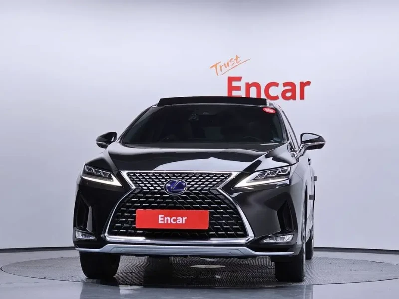 2022 Lexus RX с пробегом 97 433 км