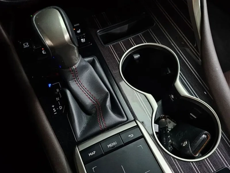 2022 Lexus RX с пробегом 97 433 км