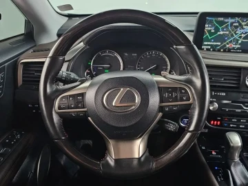 2022 Lexus RX с пробегом 97 433 км