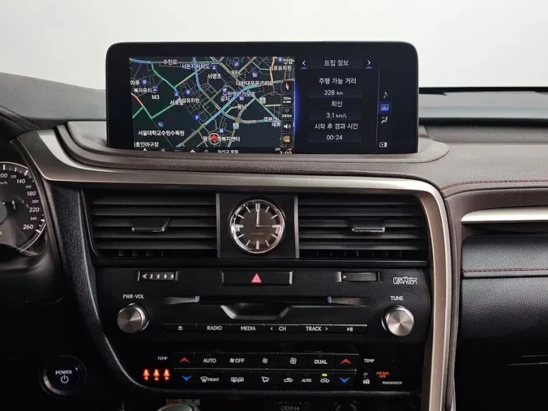 2022 Lexus RX с пробегом 97 433 км