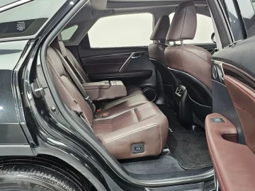 2022 Lexus RX с пробегом 97 433 км
