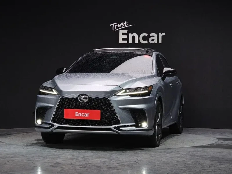 2023 Lexus RX с пробегом 24 789 км