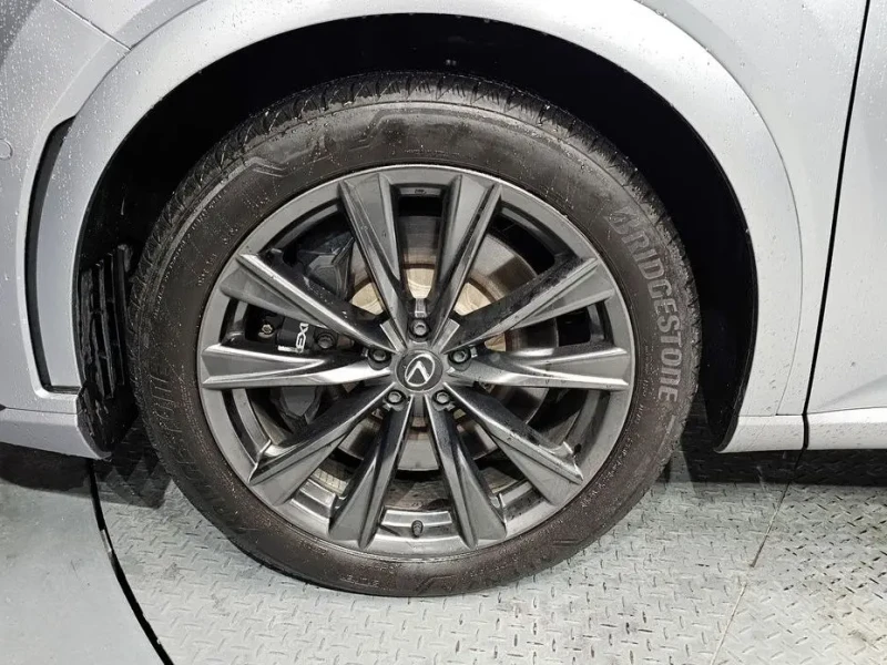 2023 Lexus RX с пробегом 24 789 км
