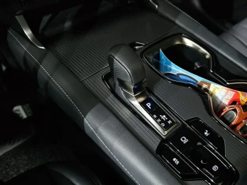 2023 Lexus RX с пробегом 24 789 км