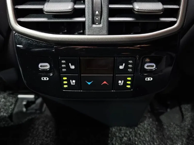 2023 Lexus RX с пробегом 24 789 км