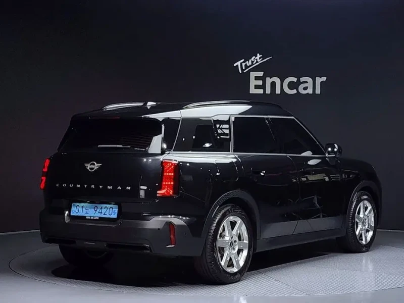 2025 Mini Countryman с пробегом 3 498 км