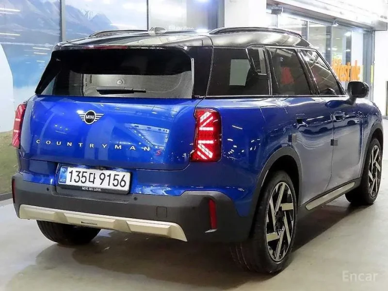 2025 Mini Countryman с пробегом 4 168 км