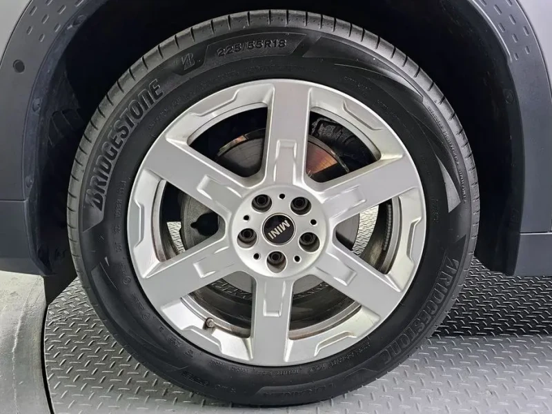 2025 Mini Countryman с пробегом 17 642 км