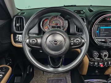 2020 Mini Countryman с пробегом 53 475 км