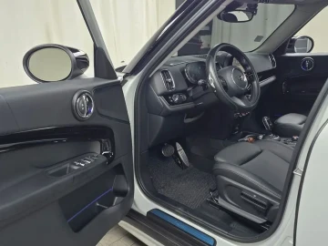 2021 Mini Countryman с пробегом 24 809 км