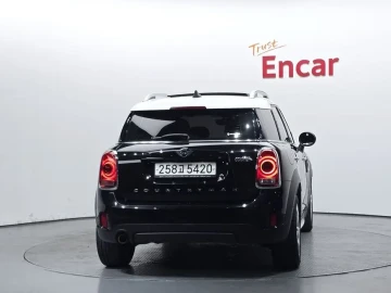 2020 Mini Countryman с пробегом 82 673 км