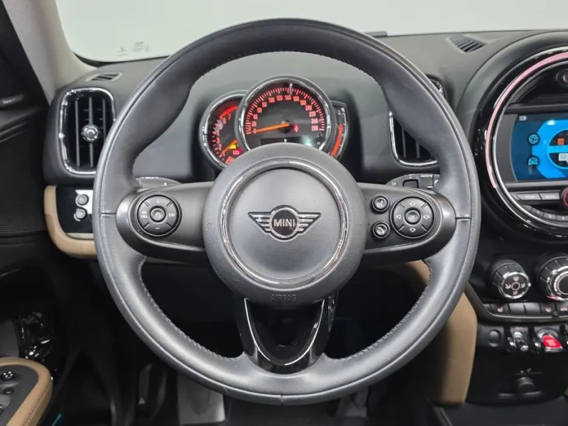 2020 Mini Countryman с пробегом 82 673 км