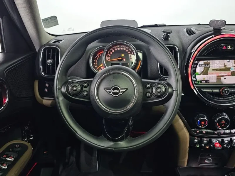2020 Mini Countryman с пробегом 26 674 км