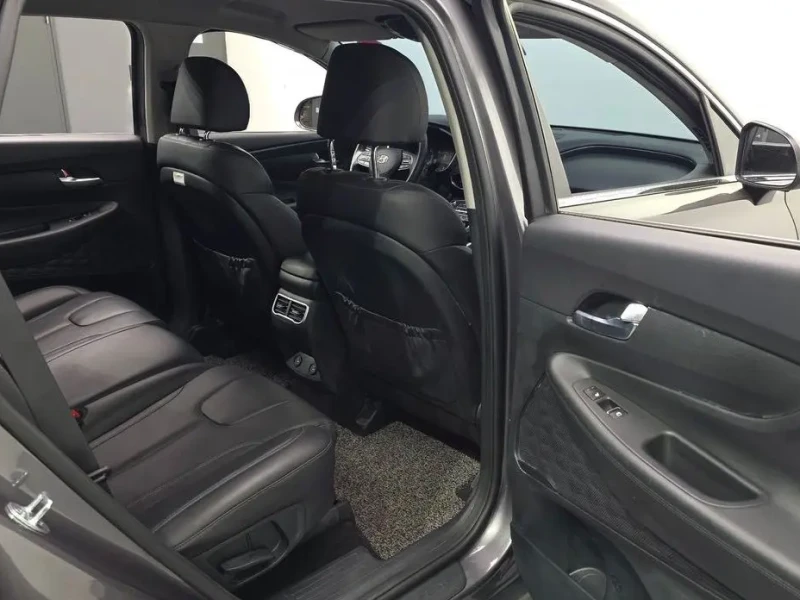 2021 Hyundai Santa Fe с пробегом 130 450 км