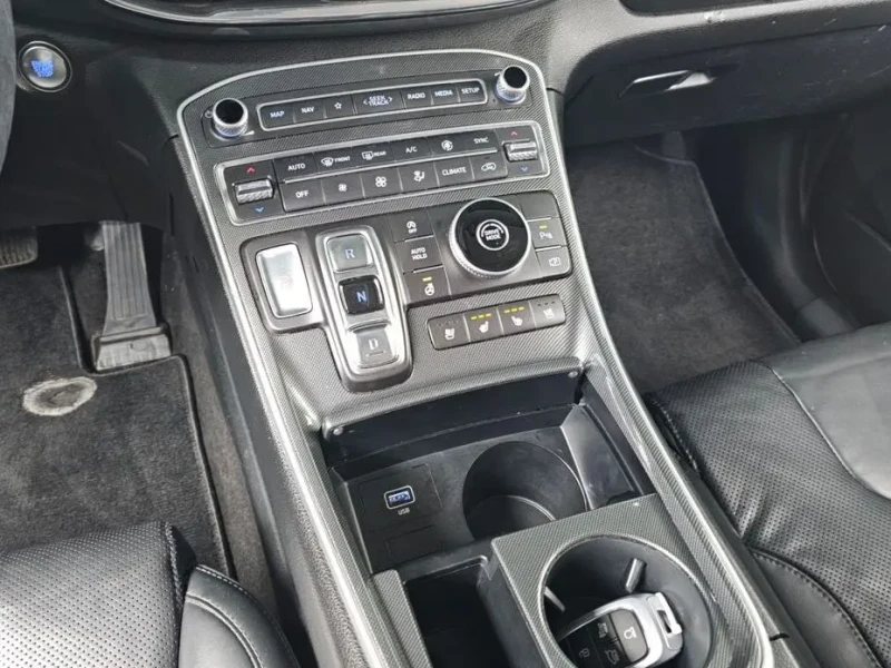 2020 Hyundai Santa Fe с пробегом 127 492 км