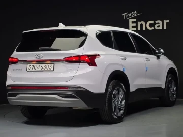 2023 Hyundai Santa Fe с пробегом 60 820 км