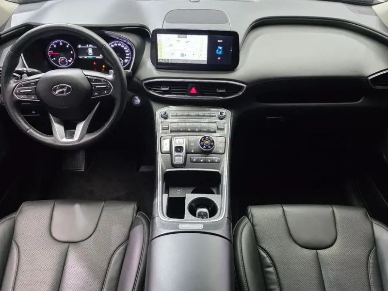 2023 Hyundai Santa Fe с пробегом 60 820 км