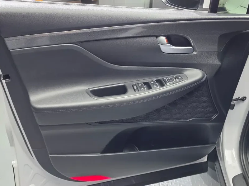 2023 Hyundai Santa Fe с пробегом 60 820 км