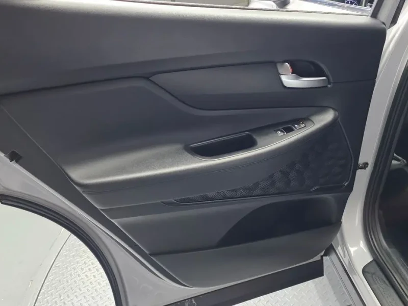 2023 Hyundai Santa Fe с пробегом 60 820 км
