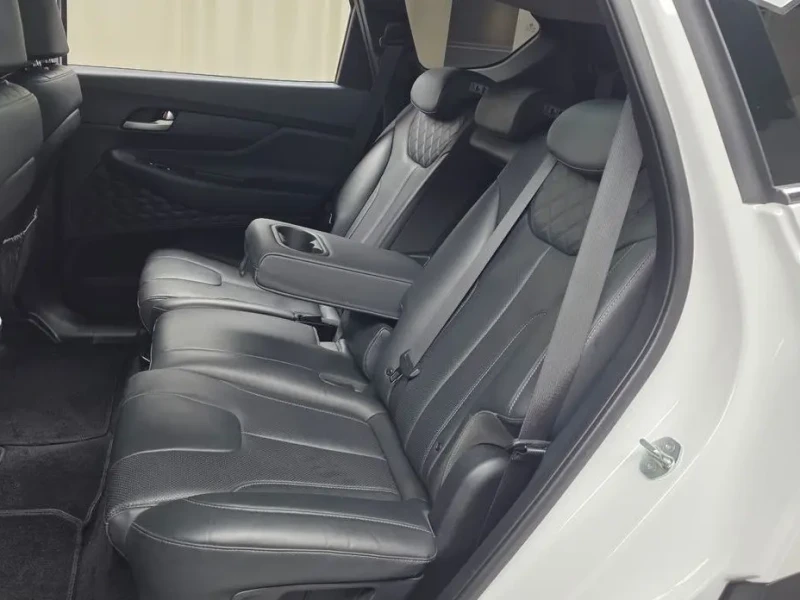 2023 Hyundai Santa Fe с пробегом 51 891 км