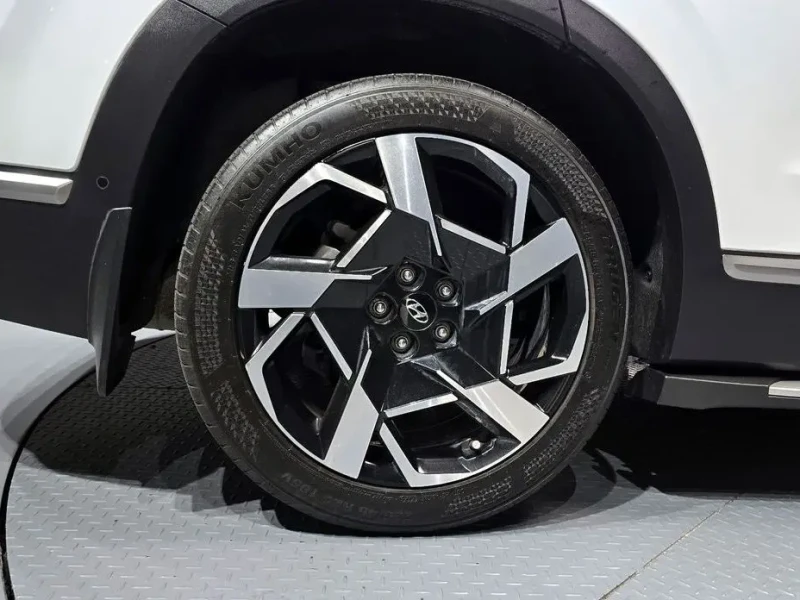 2023 Hyundai Santa Fe с пробегом 97 822 км
